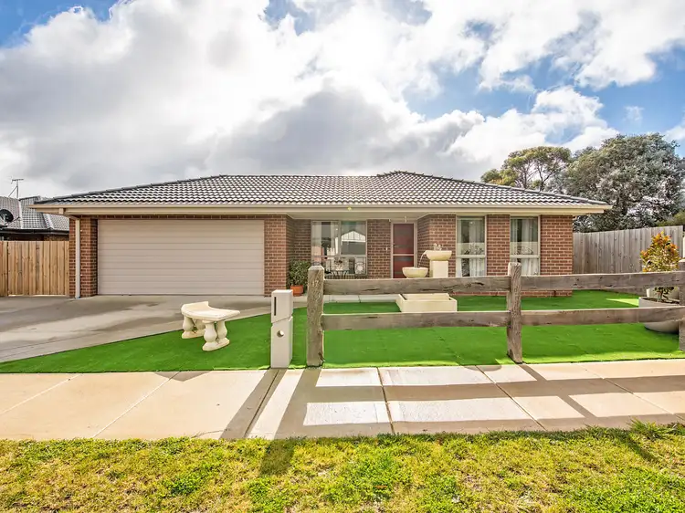 17 Jasmine Crescent, Ballan VIC 3342