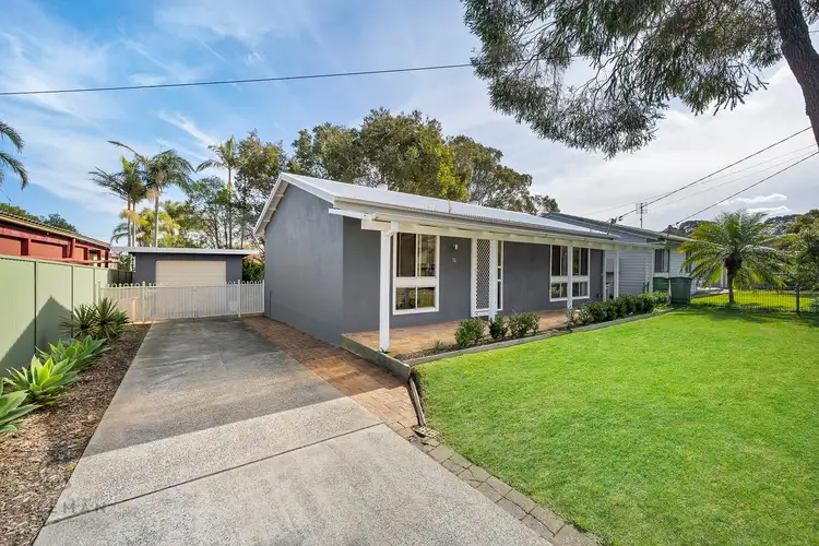 16 Dalton Avenue, Kanwal NSW 2259