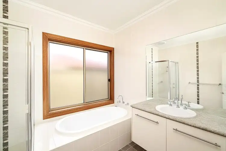 Seventh view of Homely house listing, 21 Farrier Crescent, Hamlyn Terrace NSW 2259