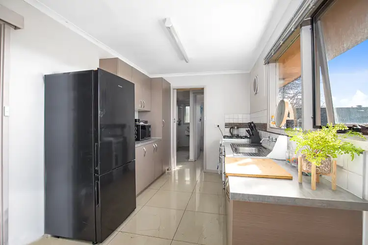 Fifth view of Homely house listing, 8 Manda Street, Mount Gambier SA 5290
