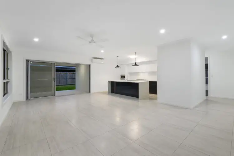8 Blackwood Street, Sapphire Beach NSW 2450