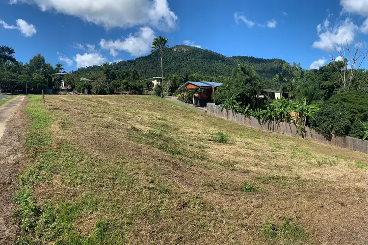 58 Country Road, Cannonvale QLD 4802