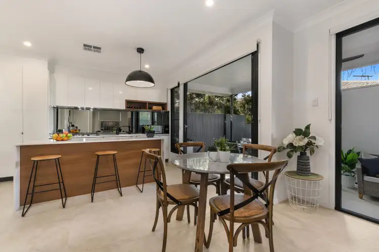 4/16 Wilton Terrace, Yeronga QLD 4104