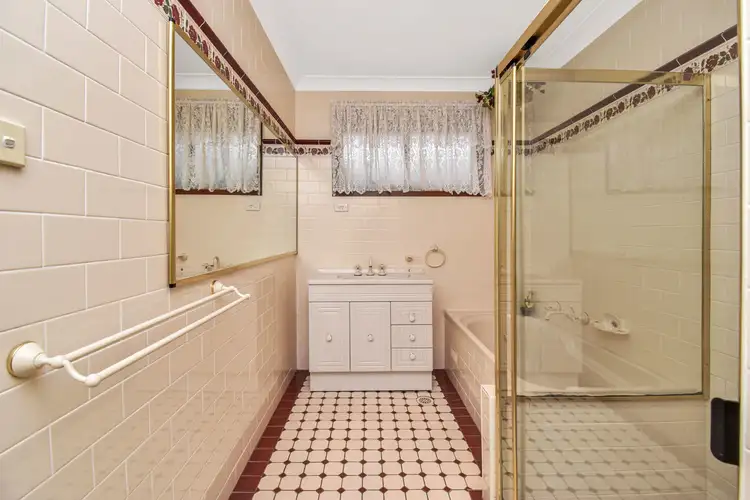 Fifth view of Homely house listing, 5 Drake Place, Shalvey NSW 2770