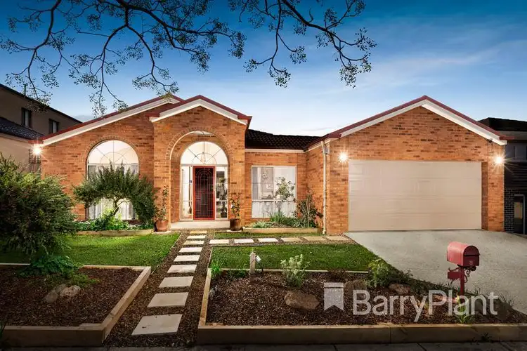 8 Carex Way, South Morang VIC 3752