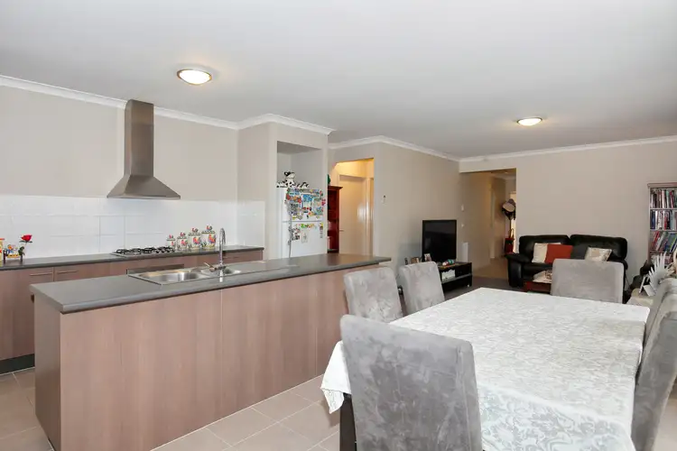 Fifth view of Homely house listing, 30 Cockatiel Circuit, Craigieburn VIC 3064