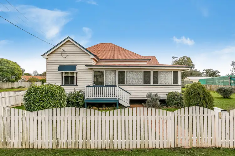 129 Taylor Street, Newtown QLD 4350