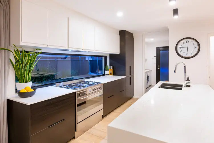 1 Yallambee Place, Karawara WA 6152