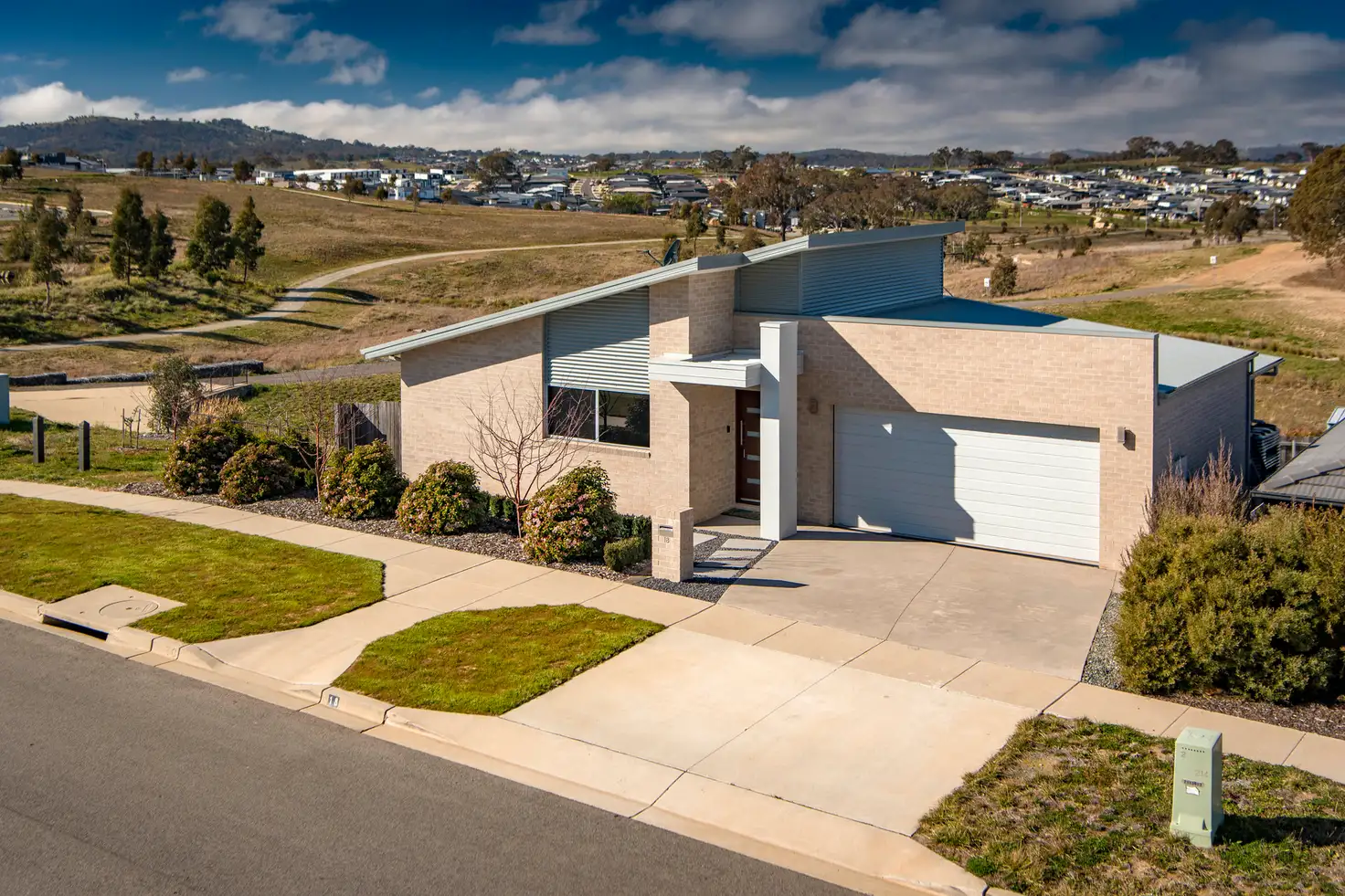 Main view of Homely house listing, 18 Kavangal Circuit, Ngunnawal ACT 2913