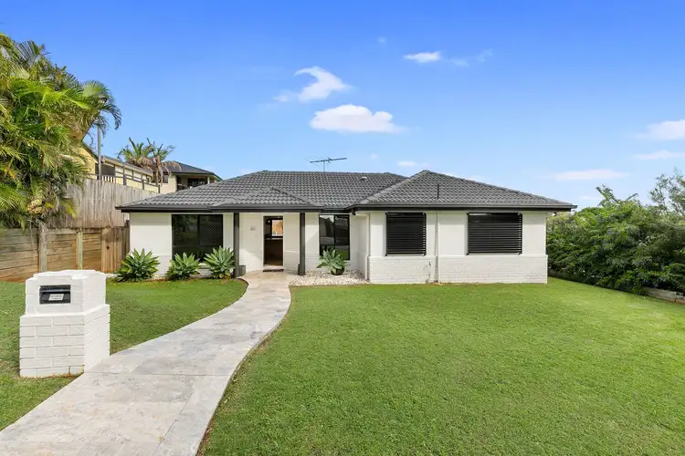 4 Sweetapple Place, Manly West QLD 4179