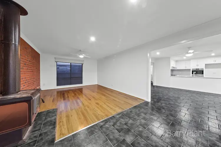 Seventh view of Homely house listing, 9 Fescue Place, Delahey VIC 3037
