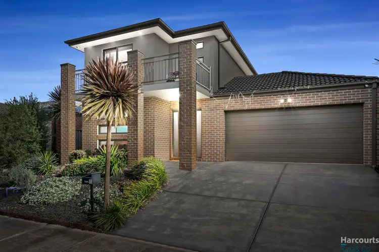 8 Saintly Avenue, Wollert VIC 3750