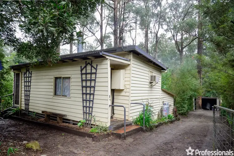 13 Rainbow Trout Avenue, East Warburton VIC 3799