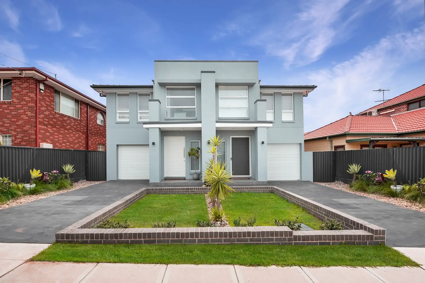 Main view of Homely semi-detached listing, 33 Mitchell Street, Chifley NSW 2036