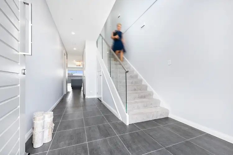 Sixth view of Homely semi-detached listing, 33 Mitchell Street, Chifley NSW 2036