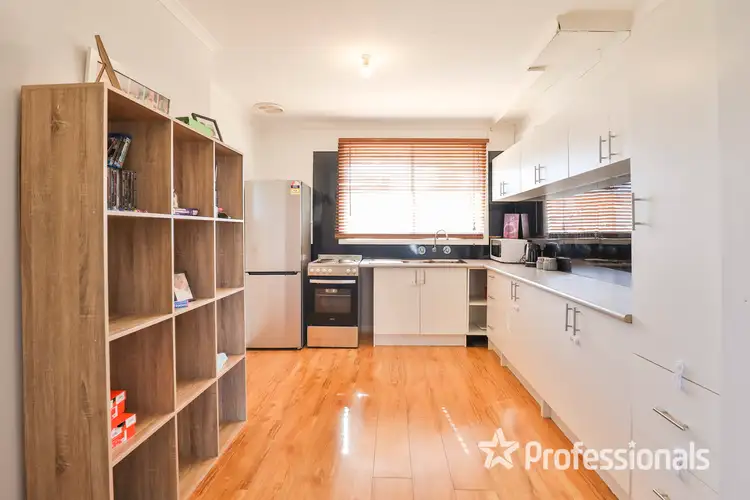 Second view of Homely house listing, 2 Murray Avenue, Red Cliffs VIC 3496