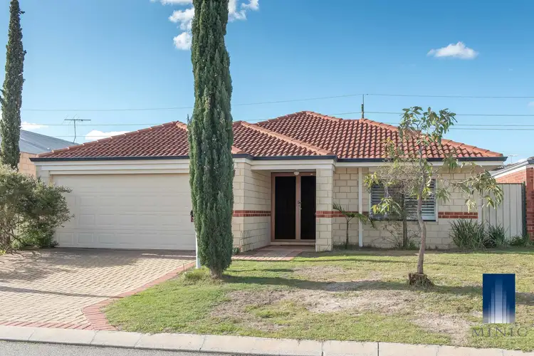 38 Spoonbill Place, Queens Park WA 6107