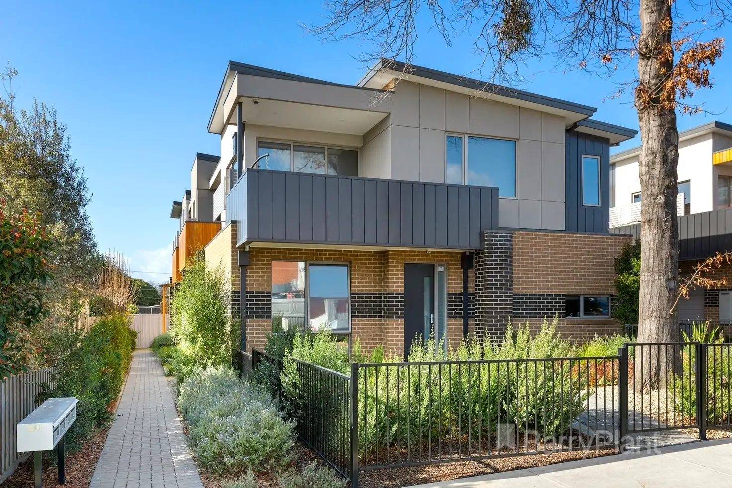 Main view of Homely townhouse listing, 2/90 Watsonia Road, Watsonia VIC 3087