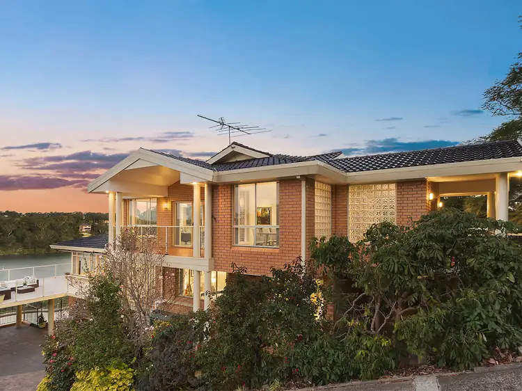 91 Woodlands Avenue, Lugarno NSW 2210