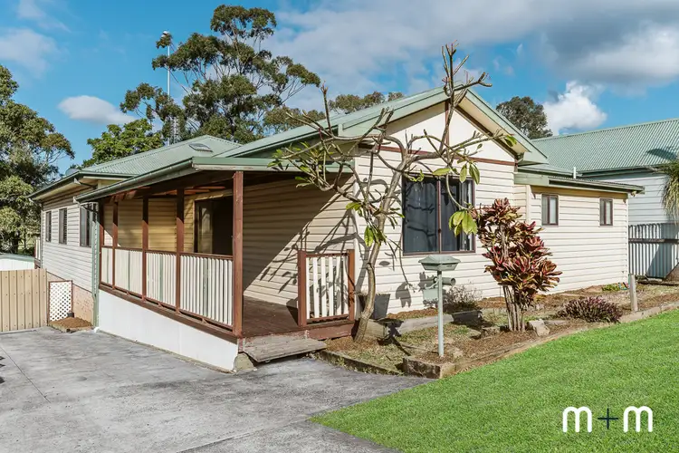 4 Stanhope Street, Woonona NSW 2517