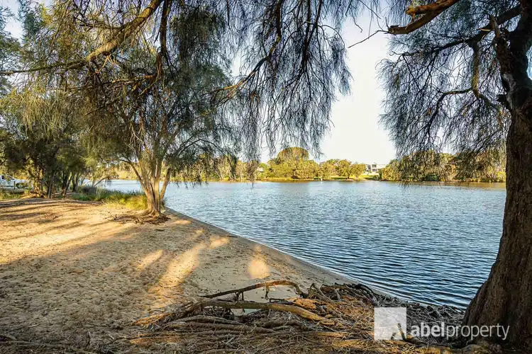 7 Bassendean Parade, Bassendean WA 6054