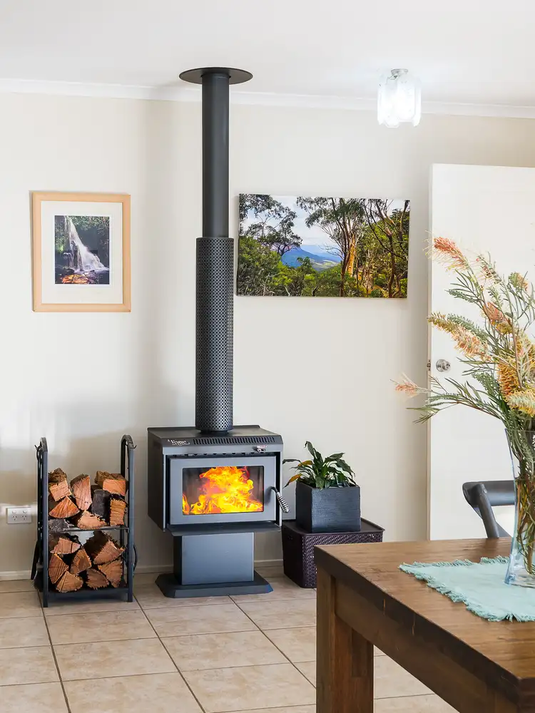 Fifth view of Homely house listing, 2 Don Lee Close, Armstrong Creek QLD 4520