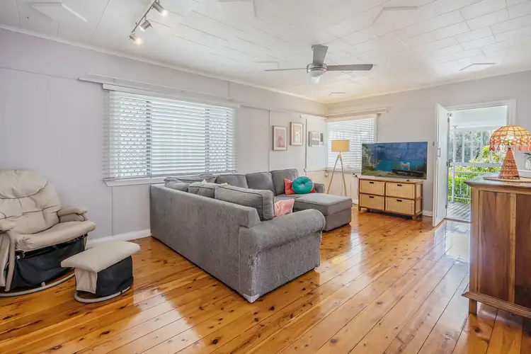 70 Robert Street, Labrador QLD 4215