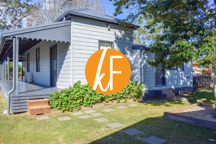 2 Collin Tait Avenue, West Kempsey NSW 2440