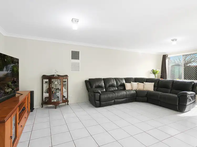 Sixth view of Homely house listing, 15 Duntroon Close, Hamlyn Terrace NSW 2259
