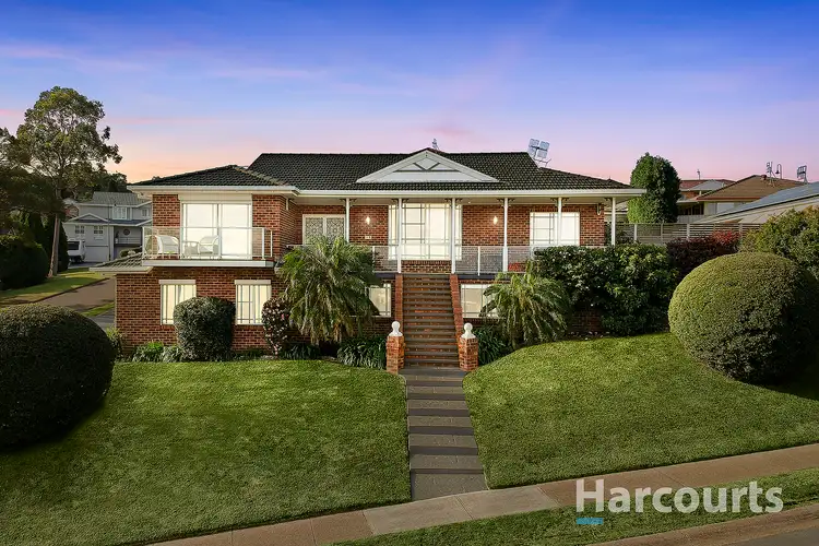 2 Cartmel Close, Lakelands NSW 2282