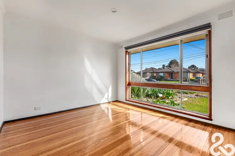 Sixth view of Homely house listing, 2 Wembley Court, Thomastown VIC 3074
