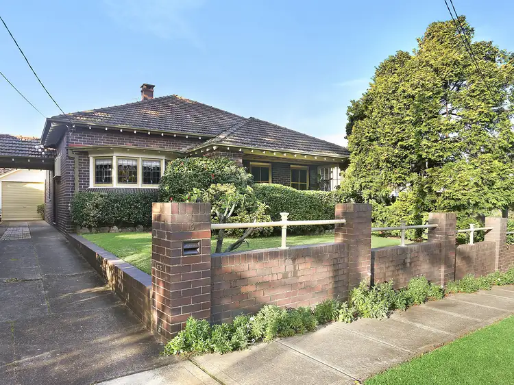 6 Neirbo Avenue, Hurstville NSW 2220