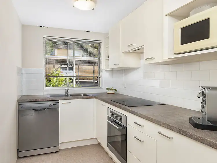 Third view of Homely apartment listing, 9/87 Pacific Parade, Dee Why NSW 2099