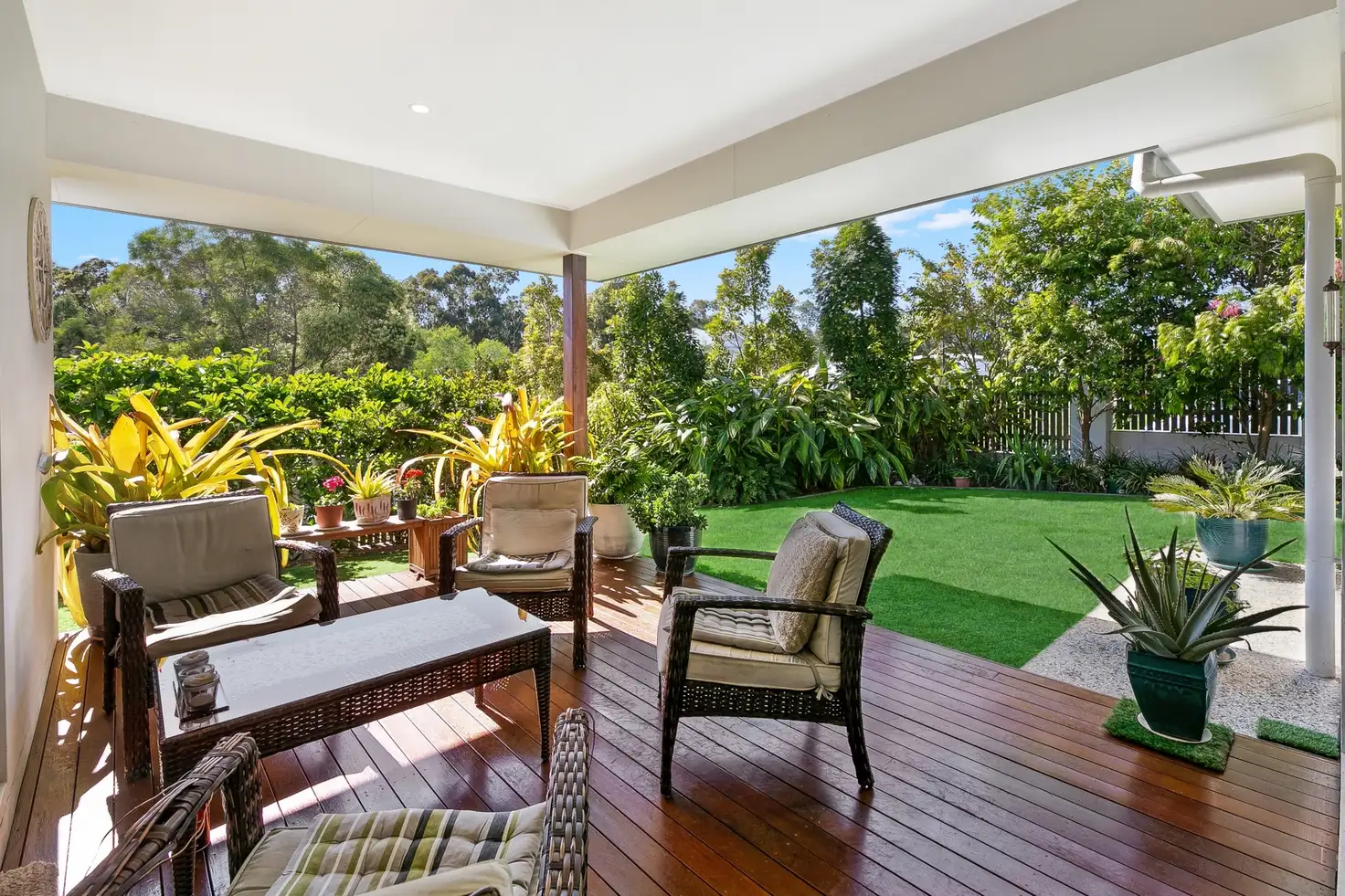 Main view of Homely semi-detached listing, 2/7 Sapphire Place, Elanora QLD 4221