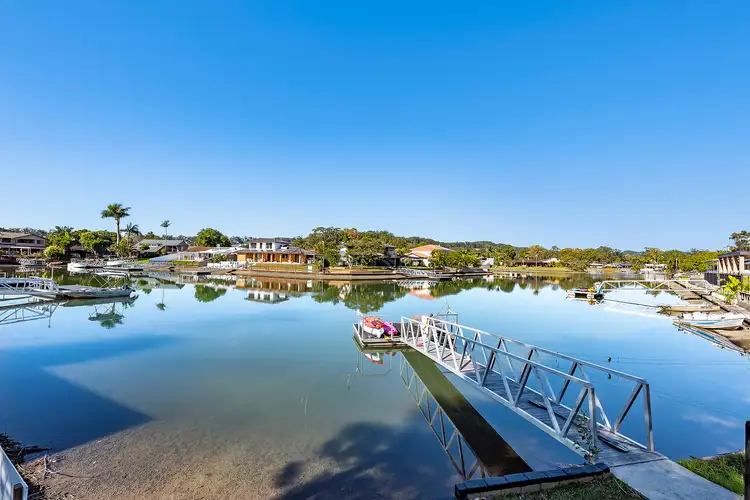 32 Mainsail Street, Currumbin Waters QLD 4223