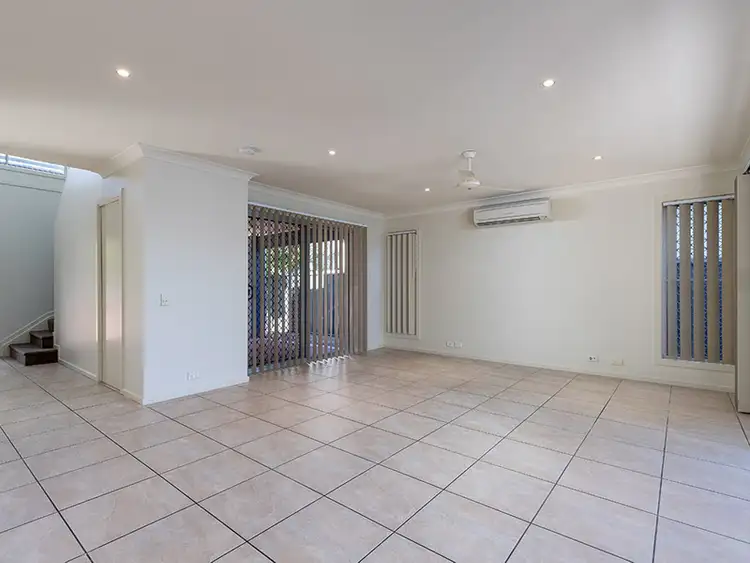 Fourth view of Homely townhouse listing, 2/220 Patricks Road, Ferny Hills QLD 4055