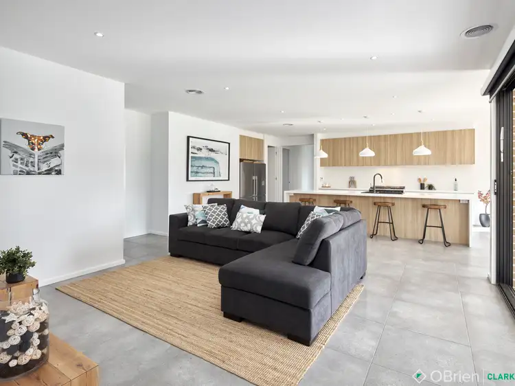 Fifth view of Homely house listing, 16 Botanica Drive, Warragul VIC 3820