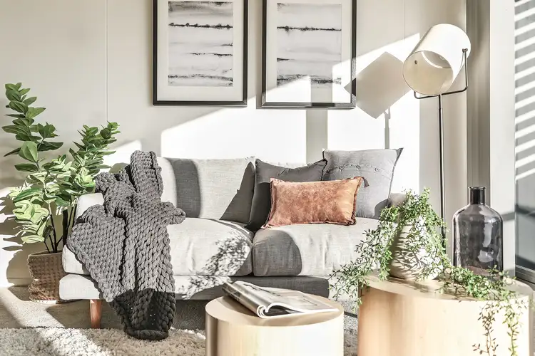 805/9 Railway Street