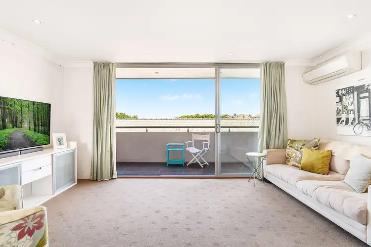 Third view of Homely apartment listing, 6/26 Beach Street, Coogee NSW 2034