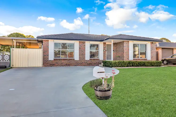 64 Alpine Circuit, St Clair NSW 2759