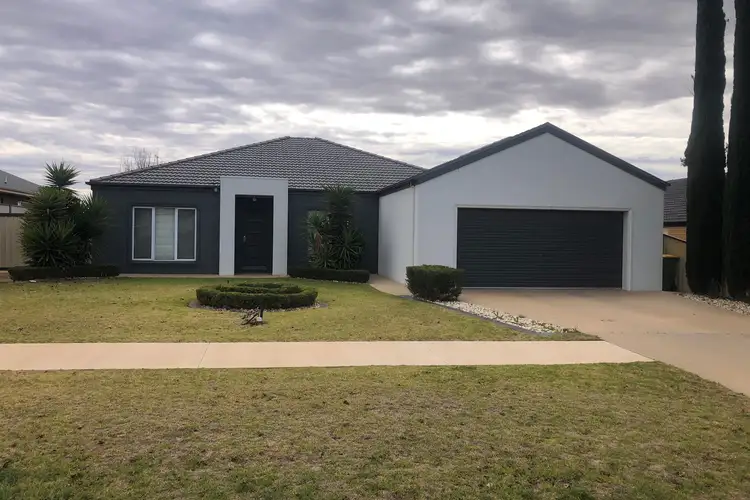 15 Anniversary Drive, Robinvale VIC 3549