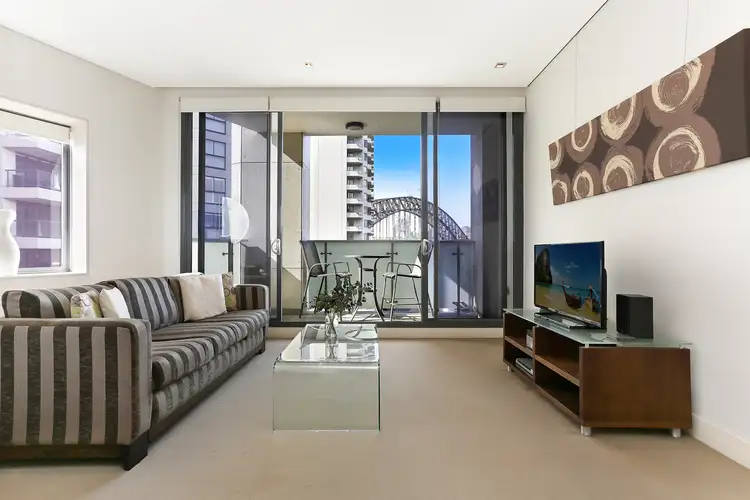 8 Glen Street