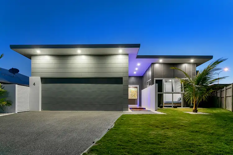 4 Yumbabulla Green, Smithfield QLD 4878