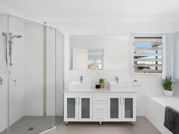 Sixth view of Homely townhouse listing, 1/82 Hutton Road, The Entrance North NSW 2261