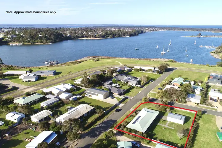 8 Lake Valley Way, Newlands Arm VIC 3875