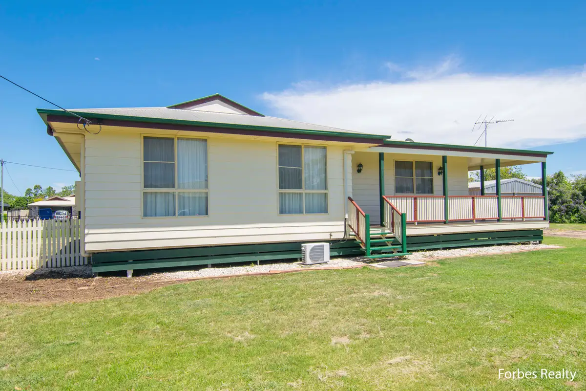 Main view of Homely house listing, 5 Mitchell Place, Dalby QLD 4405