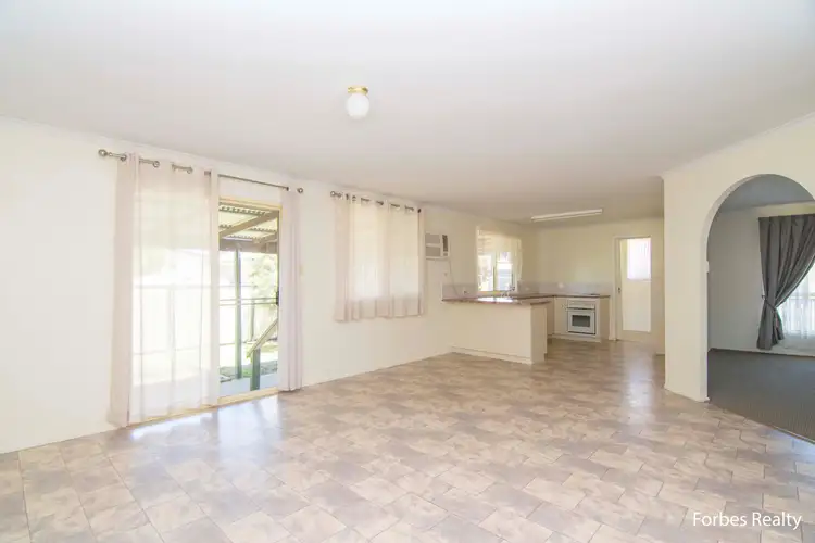 Fifth view of Homely house listing, 5 Mitchell Place, Dalby QLD 4405