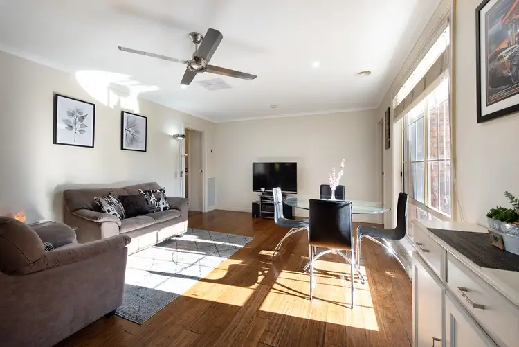 Sixth view of Homely house listing, 8 Hollywood Court, Strathdale VIC 3550