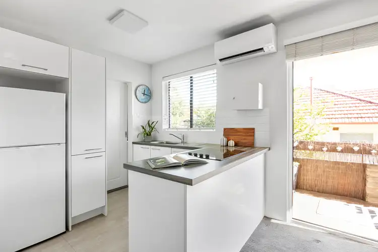 Third view of Homely apartment listing, 4/38 Soldiers Avenue, Freshwater NSW 2096