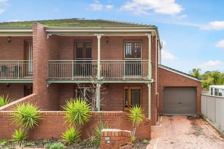 2/19 Timbarra Drive, Golden Square VIC 3555